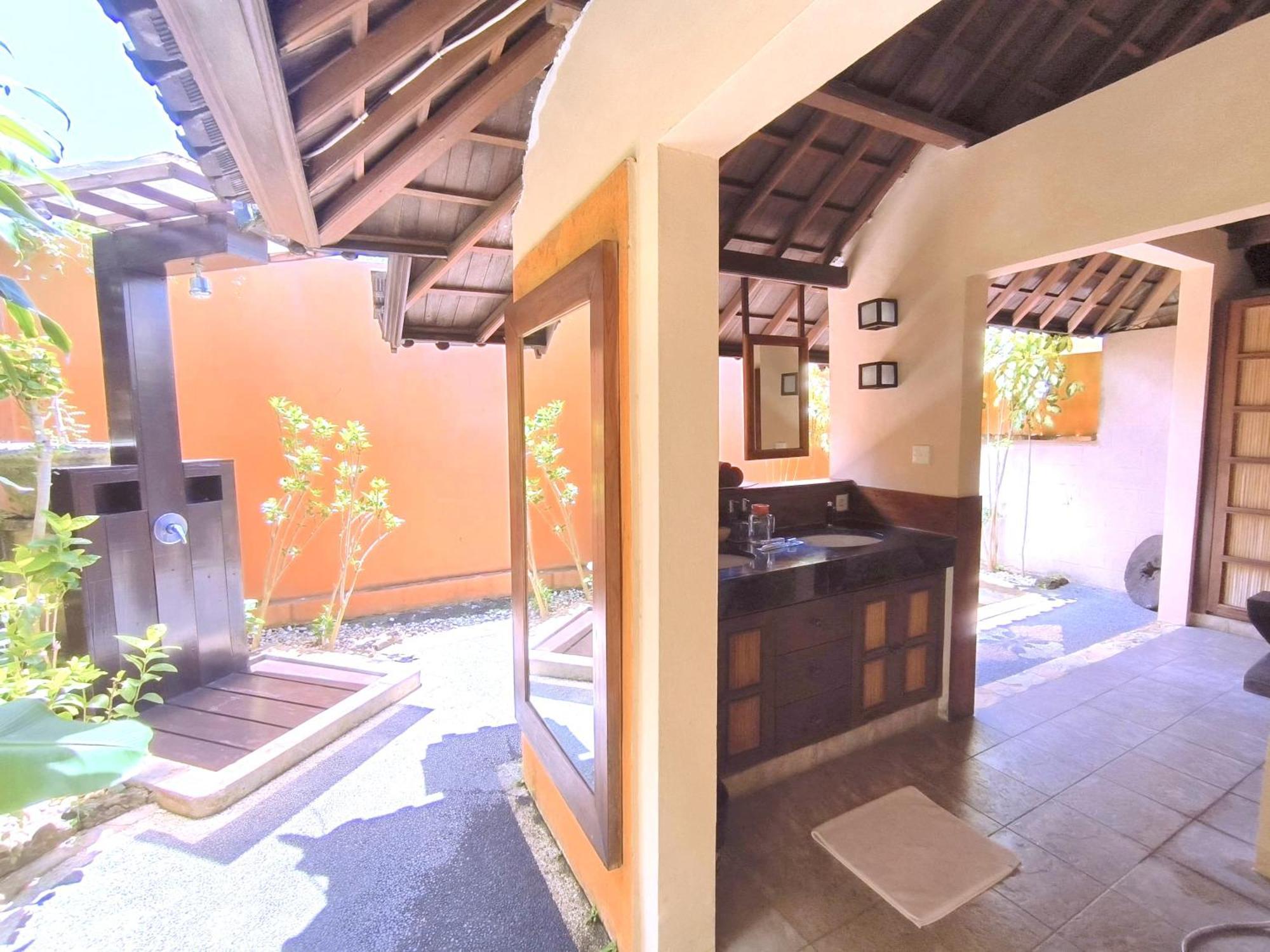 Villa Plawa Asri Seminyak  Exterior photo
