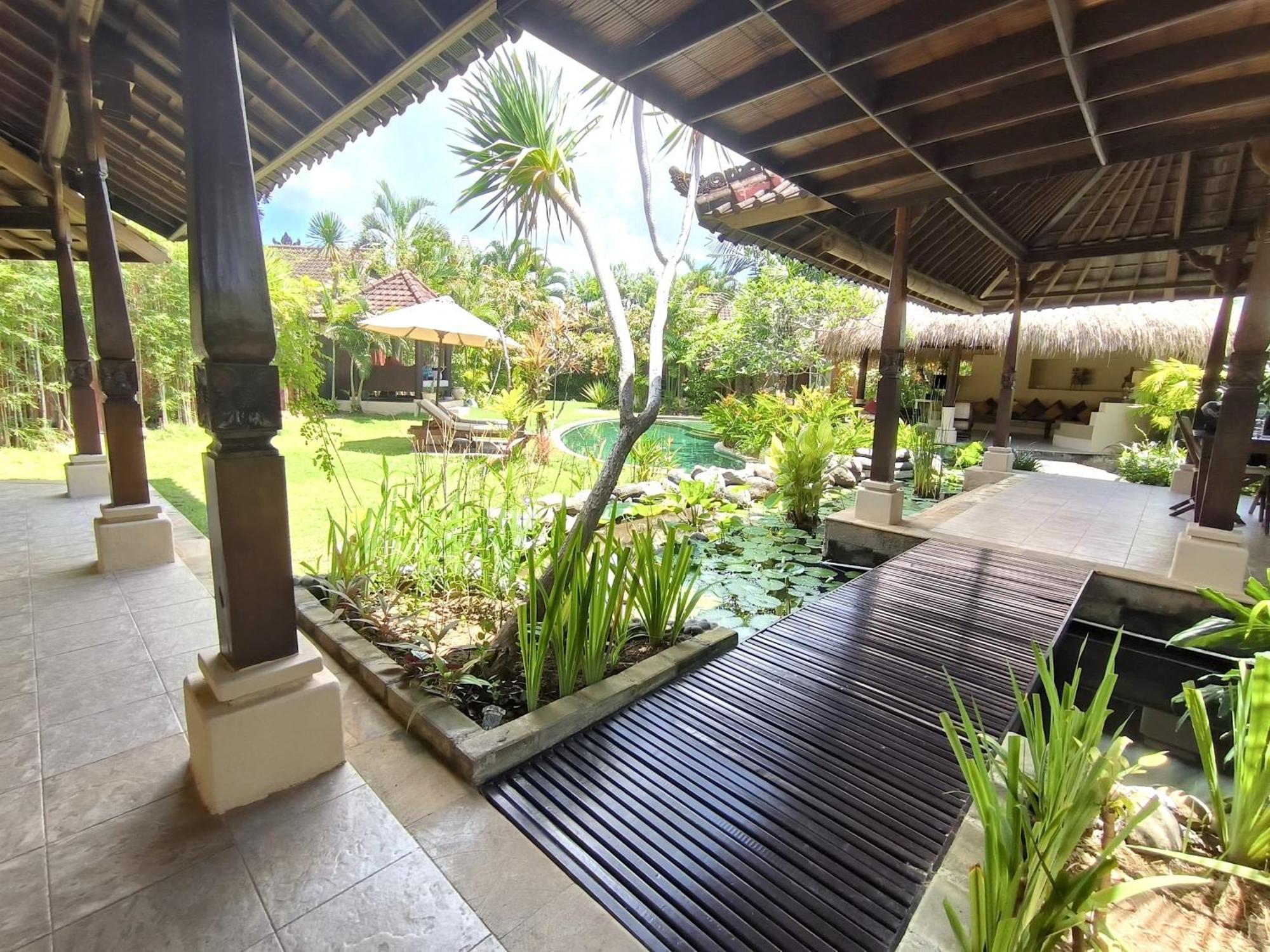 Villa Plawa Asri Seminyak  Exterior photo