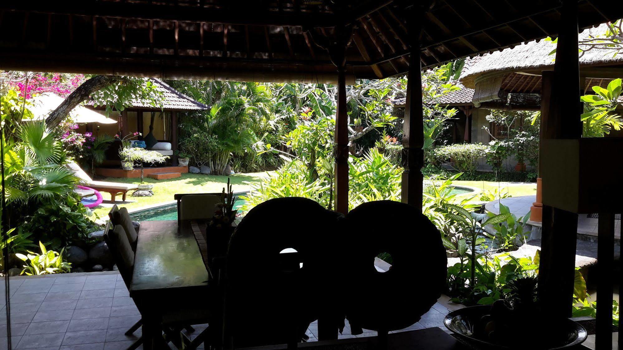 Villa Plawa Asri Seminyak  Exterior photo