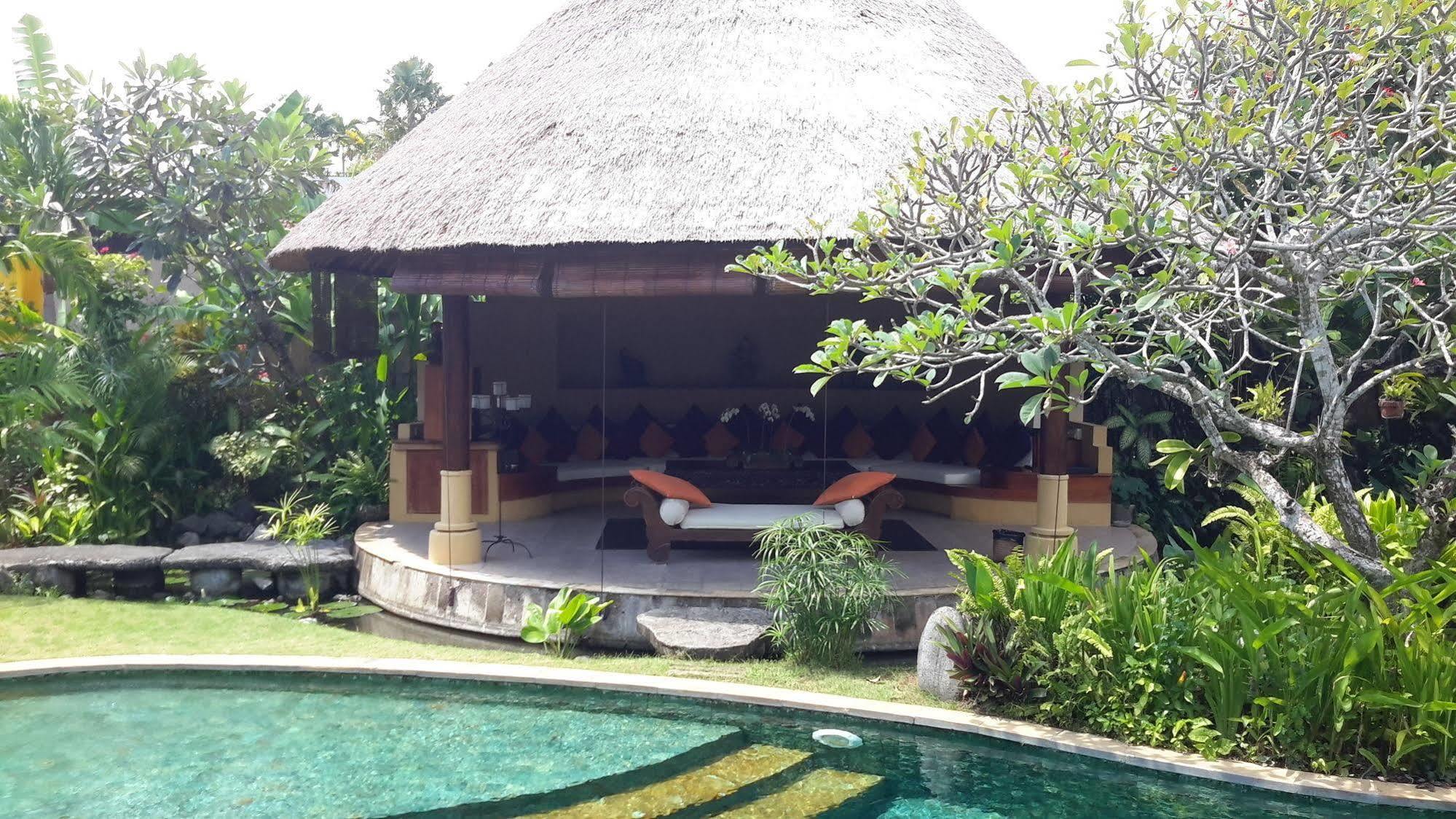 Villa Plawa Asri Seminyak  Exterior photo